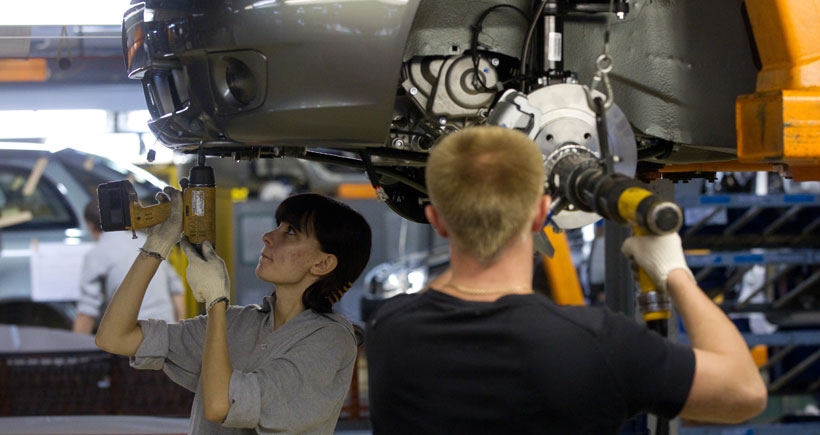 Rusya’nın otomobil şirketi AvtoVAZ 1100 işçi çıkaracak