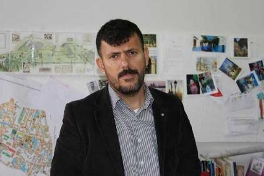 Barış imzacısı akademisyene verilen kınama cezası iptal