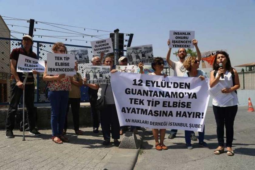 İHD’den Metris Cezaevi önünde ‘tek tip elbise' protestosu