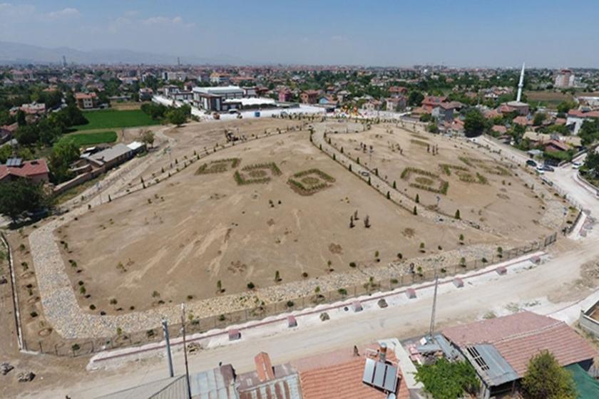 Tarihi höyüğü park yaptılar