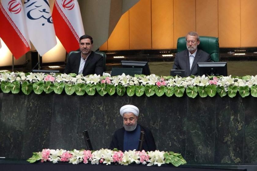 Ruhani, yemin töreninde ABD'yi sert ifadelerle hedef aldı