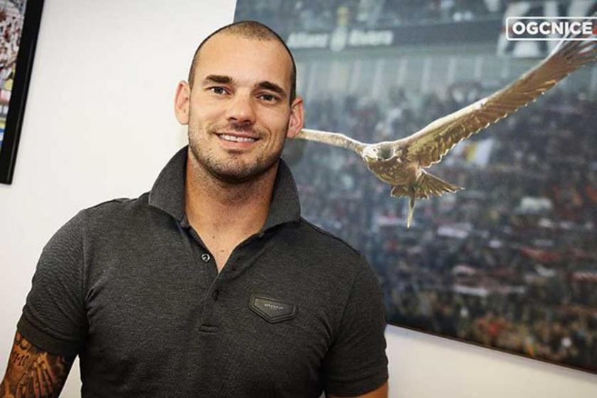 Wesley Sneijder, Nice'le anlaştı