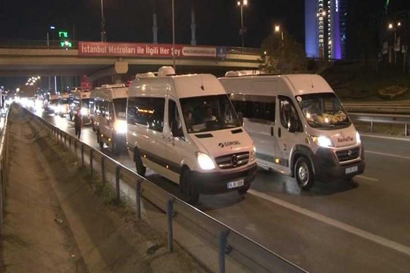 Servisçiler D-100 karayolunda eylem yaptı