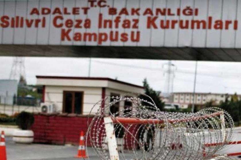 Tutuklu Cumhuriyet'çiler için mektup yasağı kaldırıldı