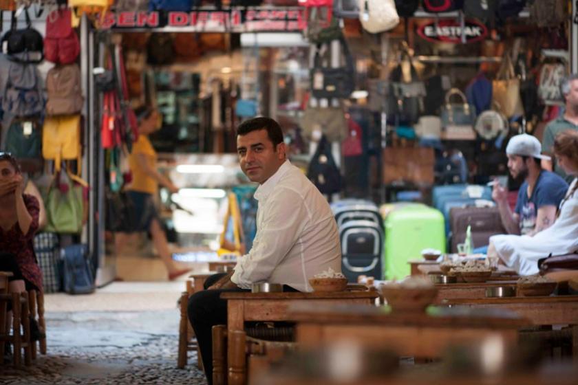 Demirtaş: Kitabı kadınlara ithaf ettim ama mesaj erkeklere