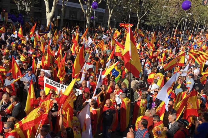 Barselona’da birlik yanlısı büyük yürüyüş