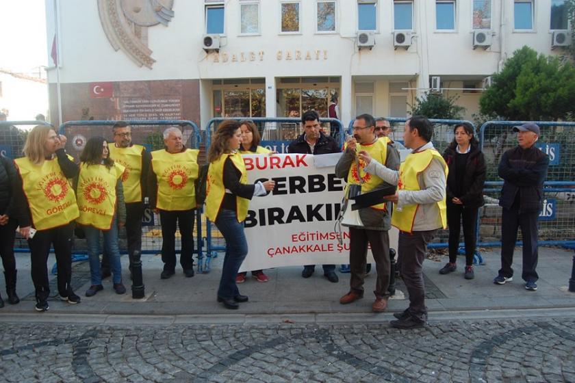 Eğitim Sen gözaltına alınan Efeyurtlu’ya sahip çıktı