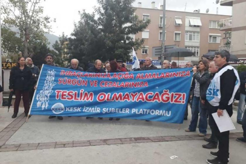 KESK İzmir'in KHK’lara karşı eylemleri sürüyor