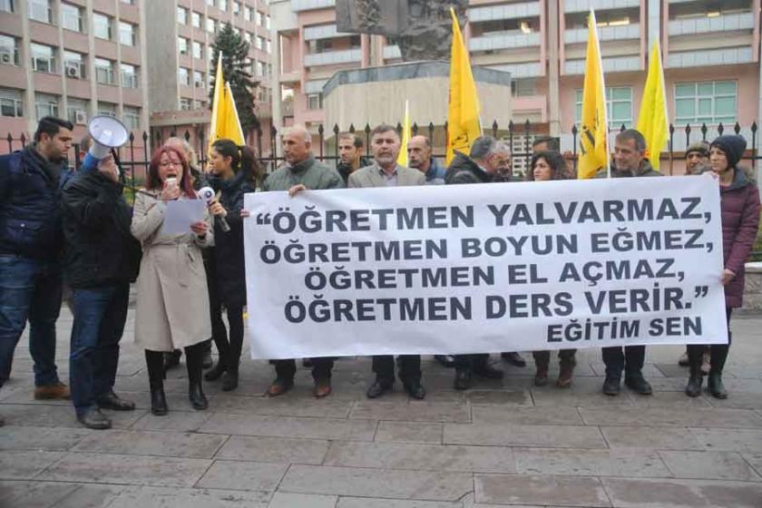 Öğretmenler, Bakanlık önünde 'iş güvencesi' istedi