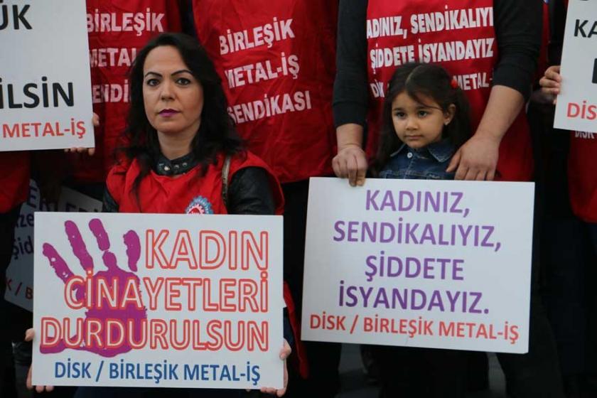 Metal işçisi kadınlar şiddete hayır dedi 