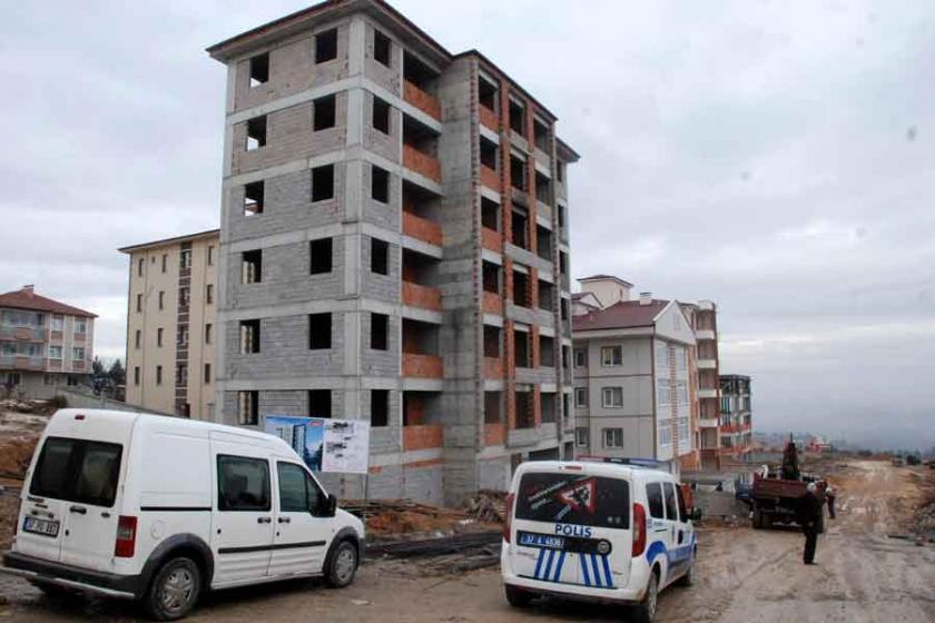 Kastamonu'da inşaatın asansör boşluğuna düşen işçi öldü