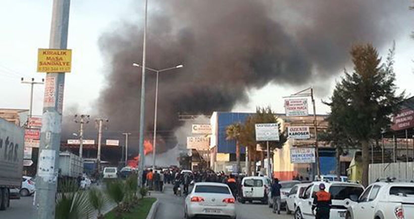 Mersin'de akaryakıt tankı patladı: 4 yaralı