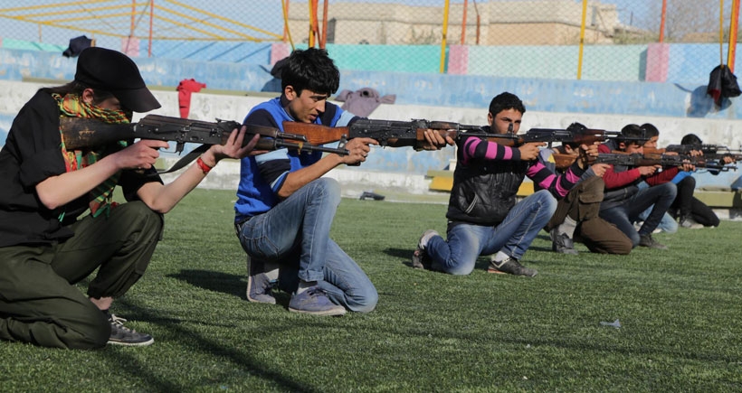 Kobanê'de yeni yaşamın temeli öz savunma