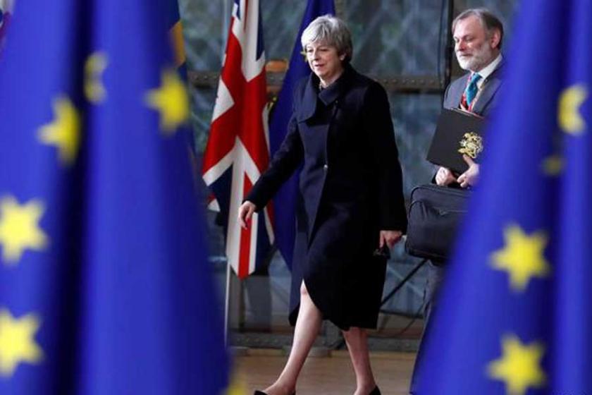 Brexit yasası Avam Kamarası’ndan geçti