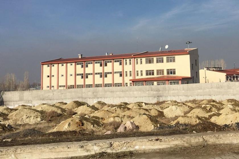 Metan gazından zehirlenen uzman çavuş yaşamını yitirdi