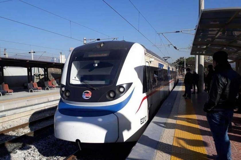 Öğrenci indirimine "30 yaş sınırı" getiren İzmir Büyükşehir Belediyesine idari para cezası