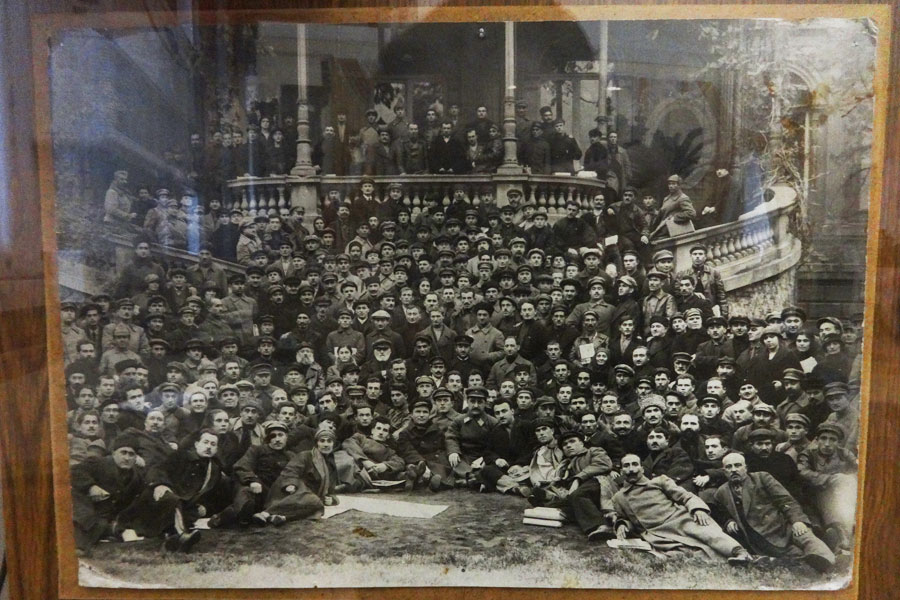 ‘Güney Kafkasya Komünist Örgütleri Vekillerinin 4. Kongresi. 