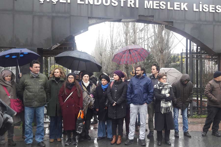 Şişli EML velileri prefabrik eğitime isyan etti