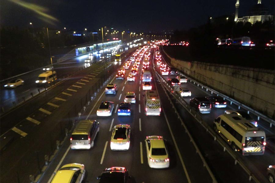 İstanbul'da ‘ikinci dönem’ trafiği