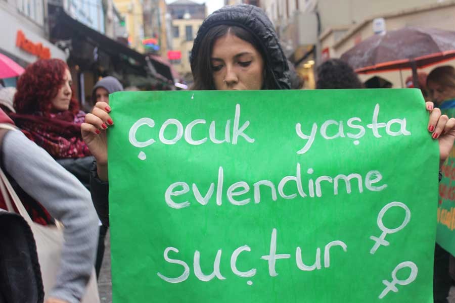 çocuk istismarı