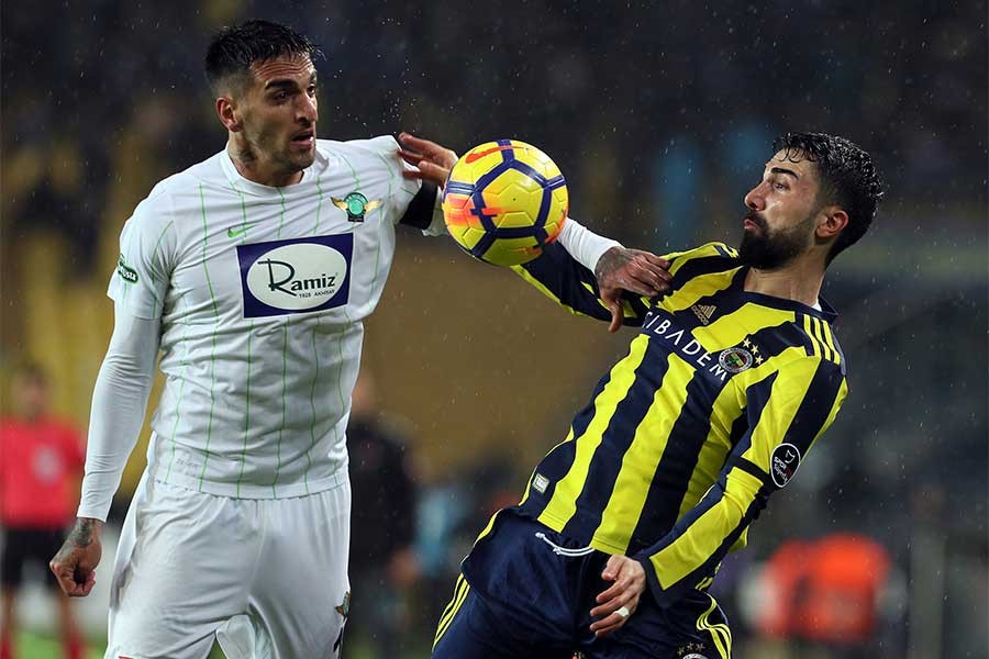 Akhisar Belediyespor, Fenerbahçe’yi Kadıköy'de 3-2 yendi