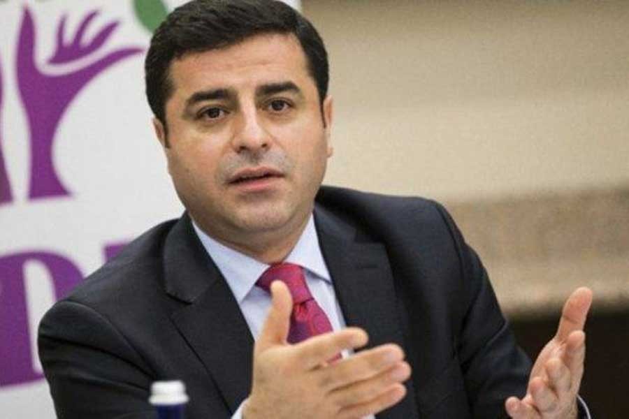 Demirtaş: Bir an önce siyasi yasaklı olmam için uğraşıyorlar