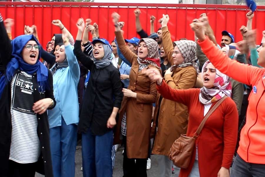 Gebze'de Flormar’da direnen bir işçi: ‘Artık yeter’ demeliyiz!