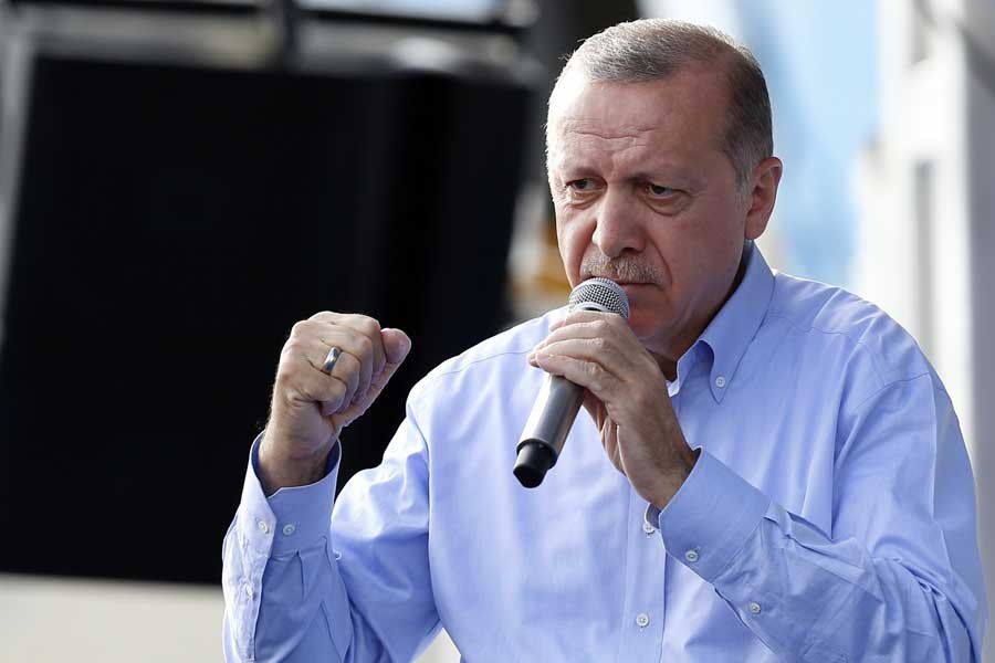 Erdoğan: Fitnecilere izin vermeyin