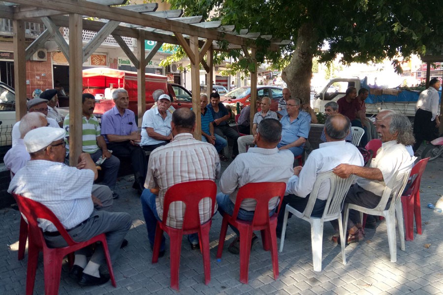 Seçim çalışmasını sürdüren EMEP, Mersin'de halk toplantıları düzenledi