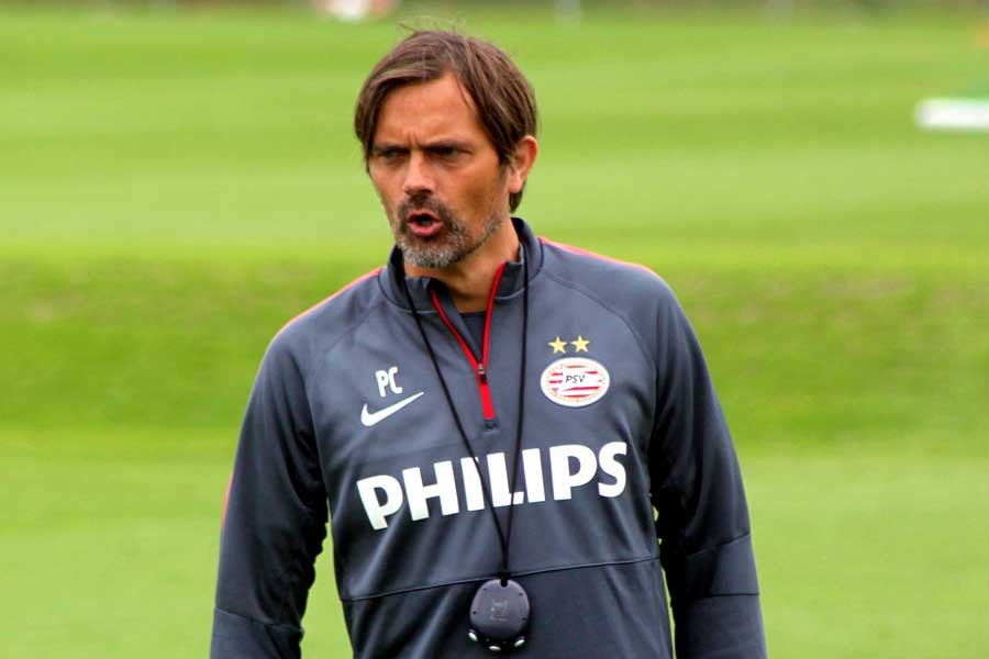 Fenerbahçe'de Phillip Cocu yarın imzayı atacak