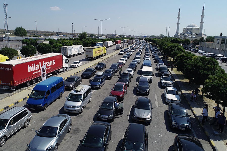 İstanbul'da bugün maç nedeniyle bazı yollar trafiğe kapatılacak