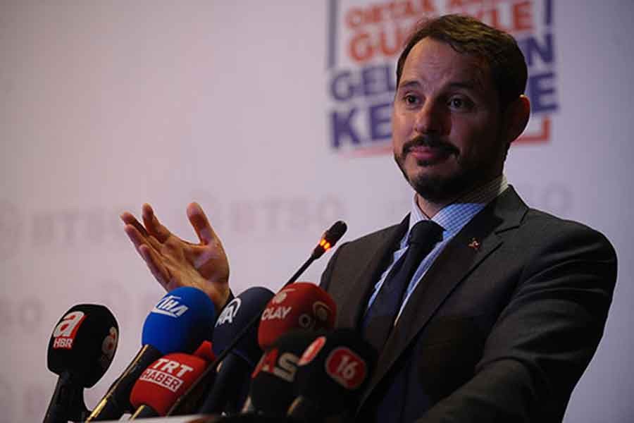 Alman basınına yazan Albayrak: Türkiye, kur krizini atlattı