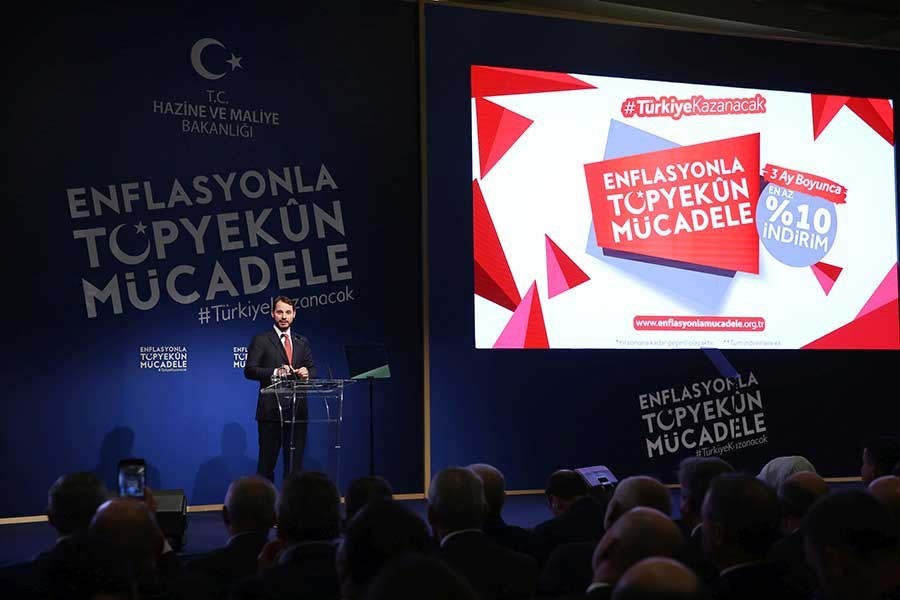 Albayrak 'Enflasyonla Topyekün Mücadele Programı'nı açıkladı