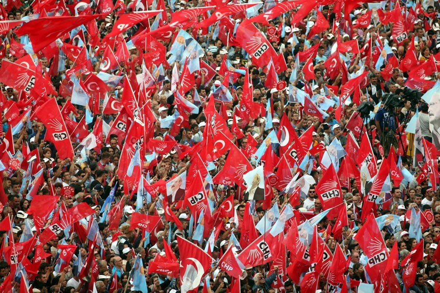 CHP İzmir Buca ilçe belediye başkan adayını geri çekti