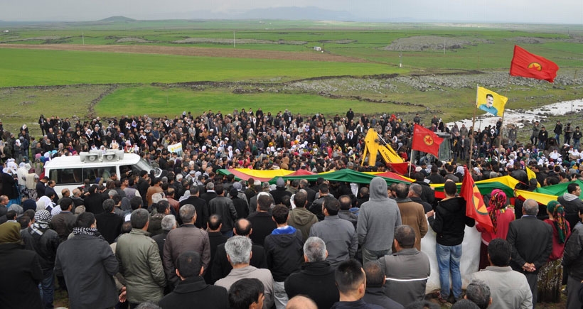 YPG'li Aksoy'un cenazesi Derik'te toprağa verildi