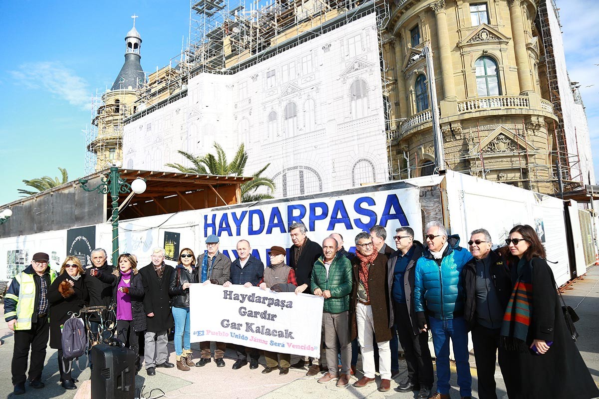 Haydarpaşa Garı’nda 367. hafta: Haydarpaşa Garı Satılamaz