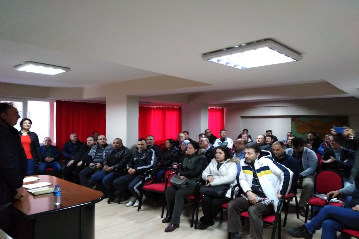 Emeklilikte yaşa takılanlar (EYT) Denizli’de bir araya geldi