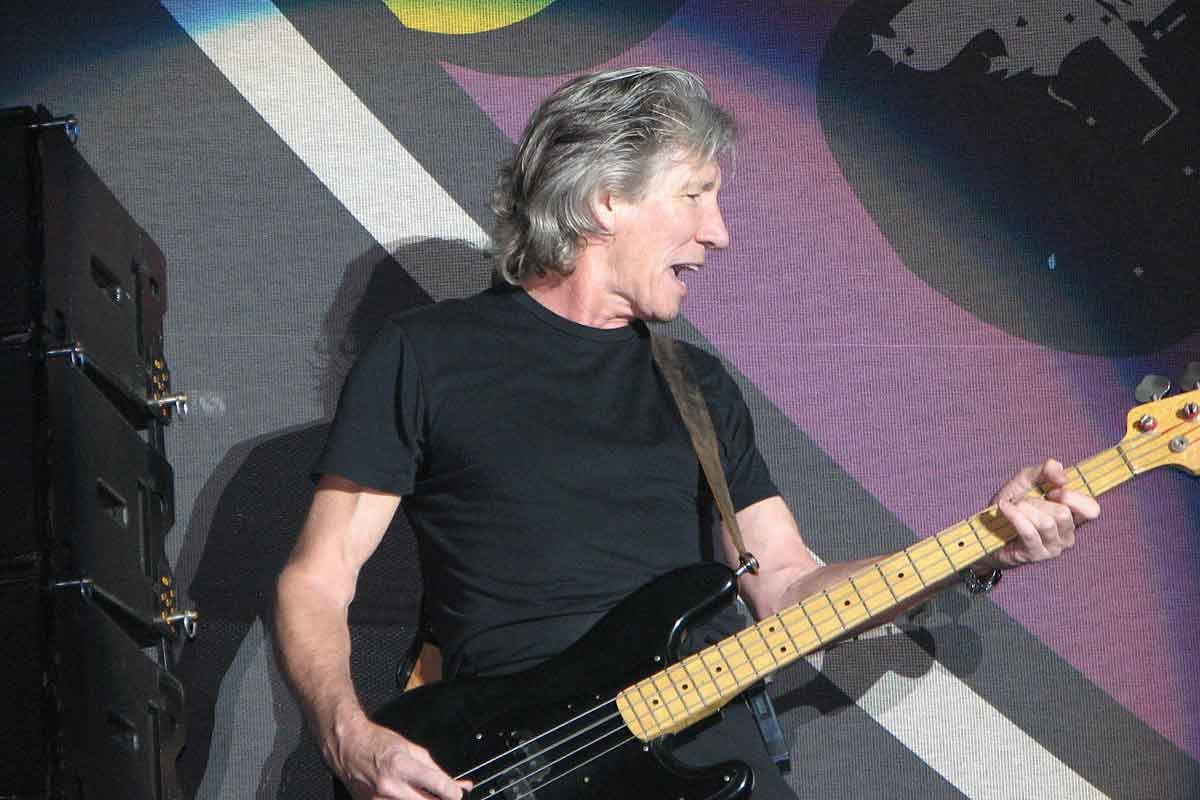 Pink Floyd'un solisti Roger Waters: Venezuela'dan elinizi çekin