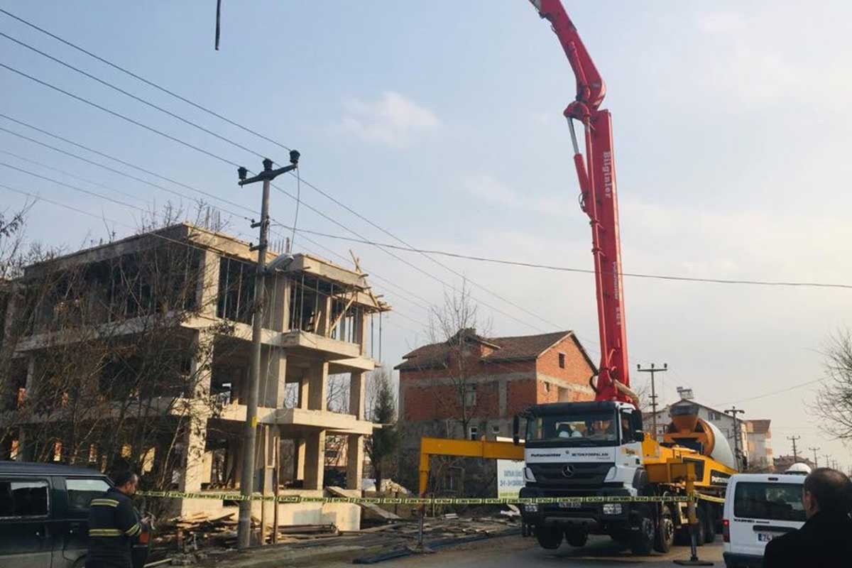 Zonguldak Çaycuma'da elektrik akımına kapılan işçiler yaralandı