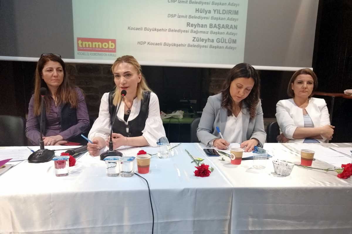 TMMOB Kocaeli'de 'Kent, Yerel Yönetimler ve Kadın' paneli düzenledi