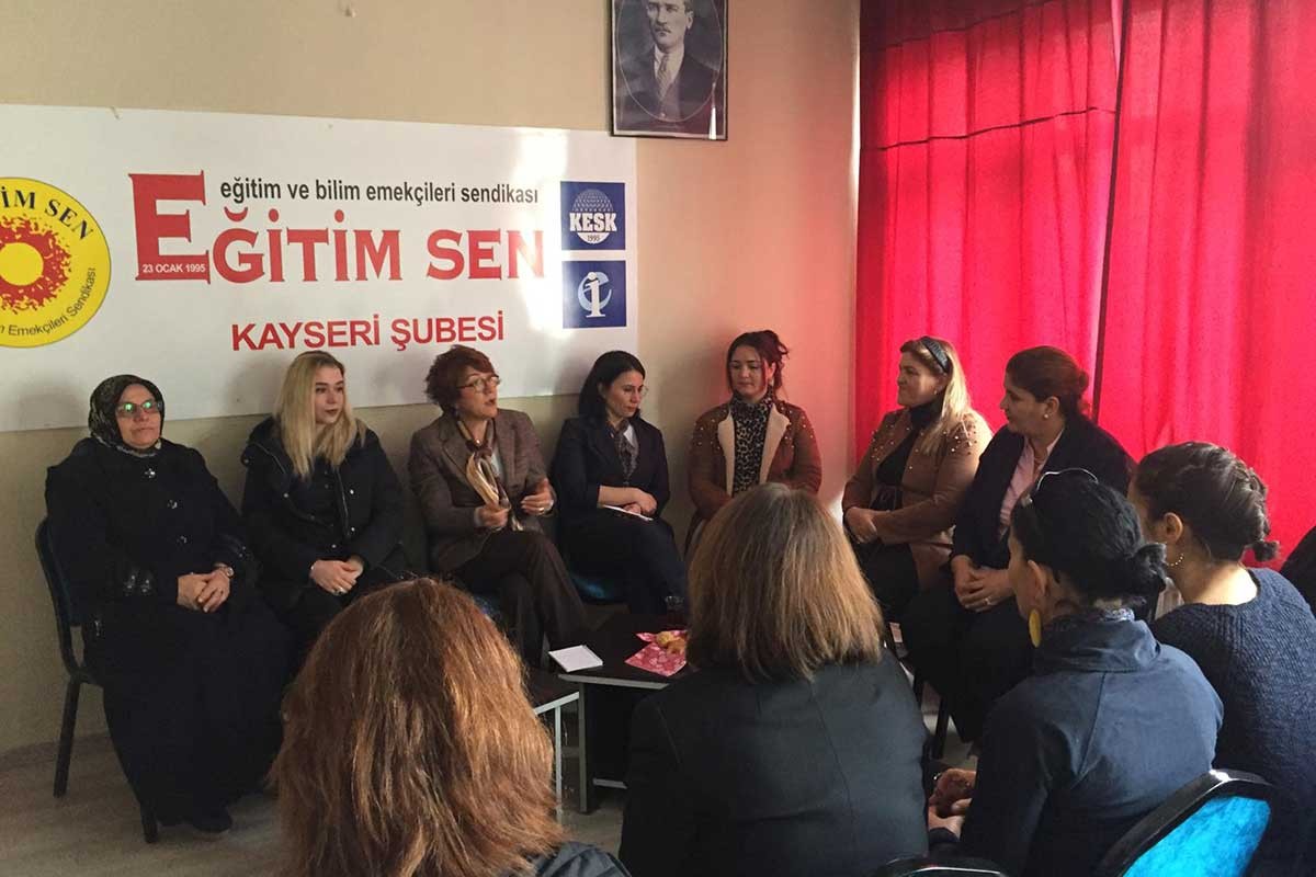 Kayseri'de kadın adaylar bir araya geldi