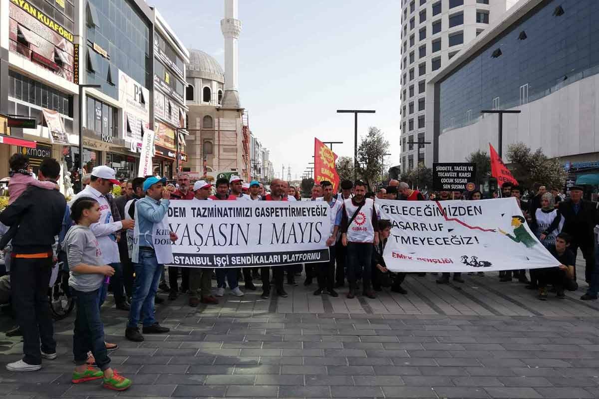 İstanbul Esenyurt'ta işçiler ve emekçiler 1 Mayıs'ı kutladı