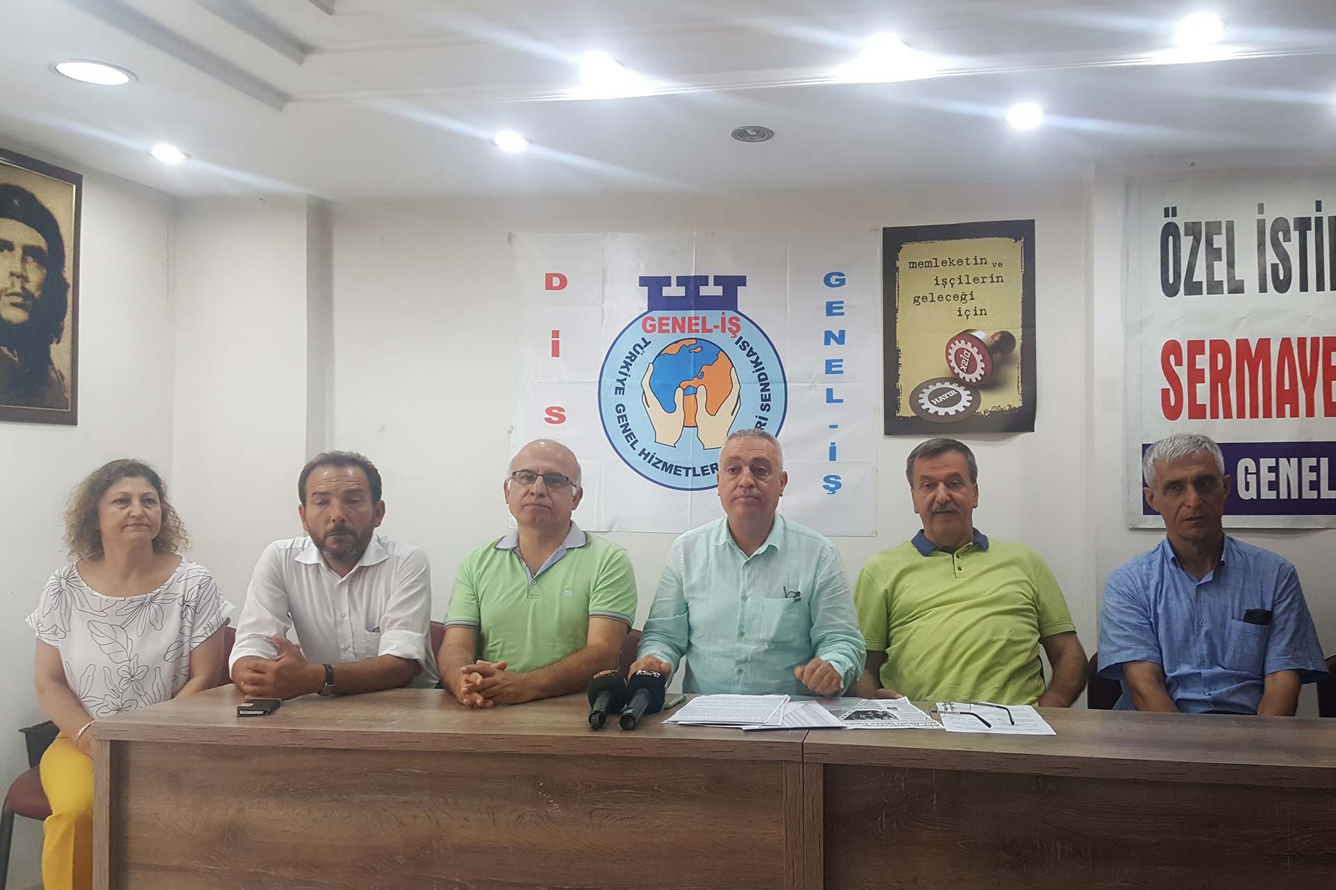 Mersin Akdeniz Belediyesinde işçilere 'Genel-İş'ten Hizmet-İş'e geçin' baskısı