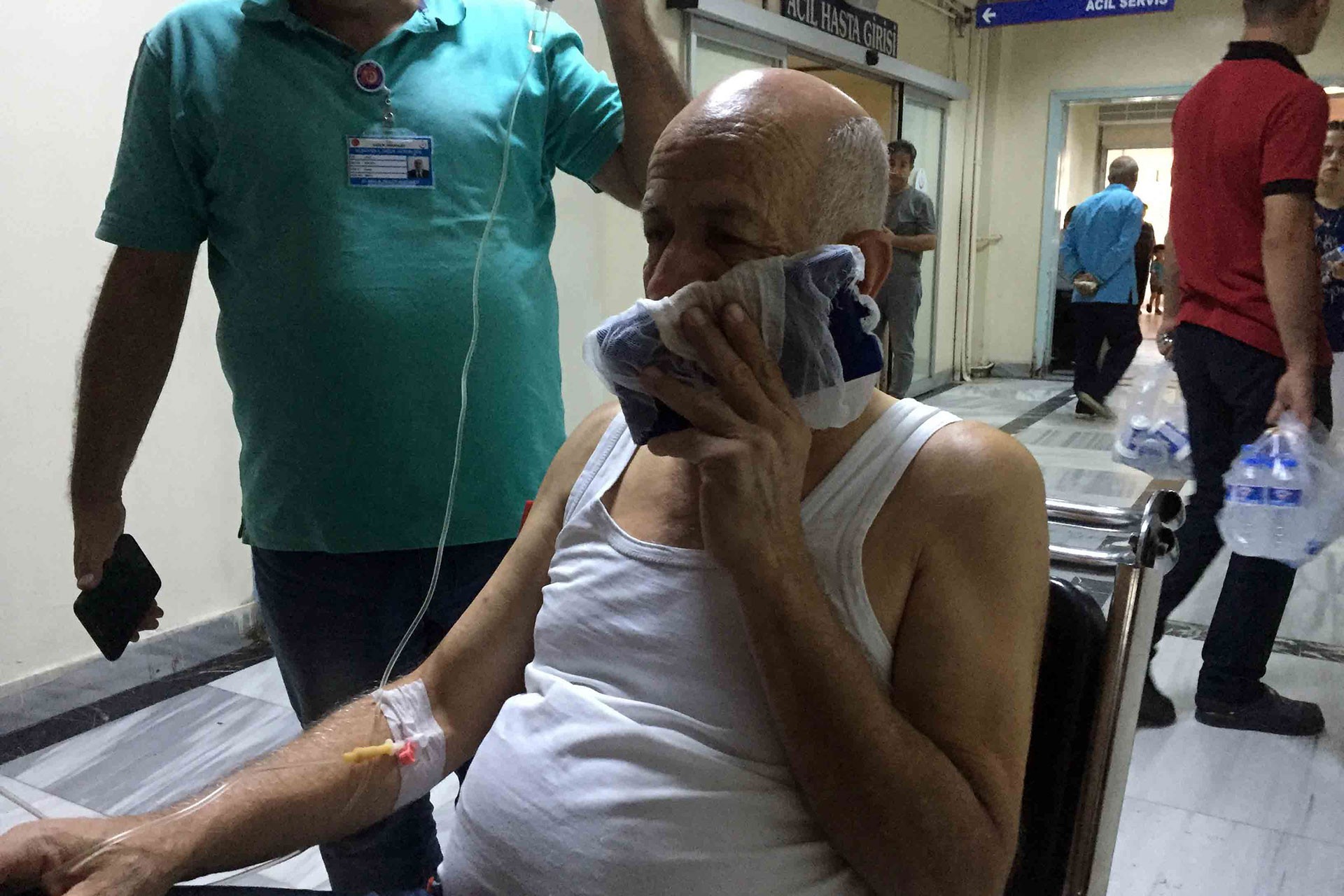 Antep'te bir doktor kimlik istedi diye saldırıya maruz kaldı