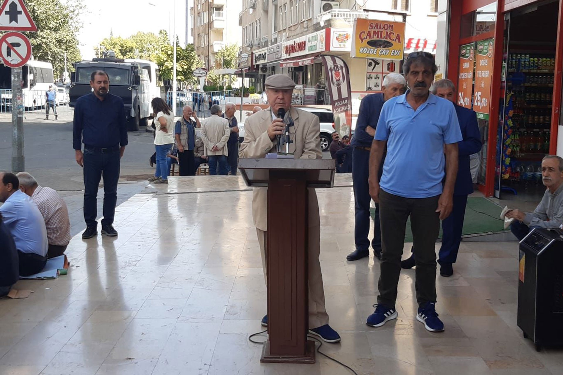 Diyarbakır'da kayyum eylemleri 49. gününde: Halkın kendini yönetmesinden korkuyorlar