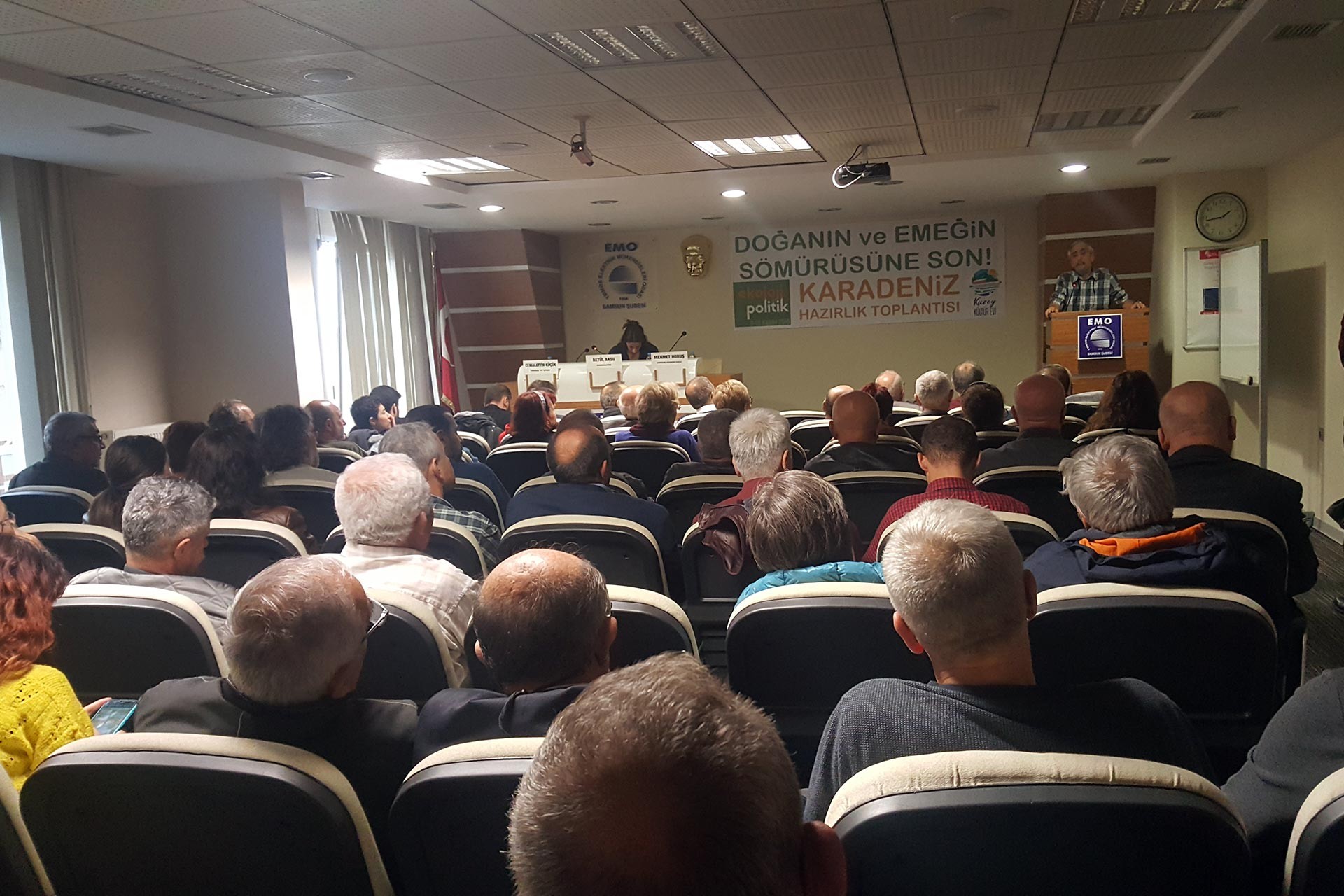 Samsun'da ekoloji konferansı: Çevre mücadelesi emek hareketiyle birleşmeli