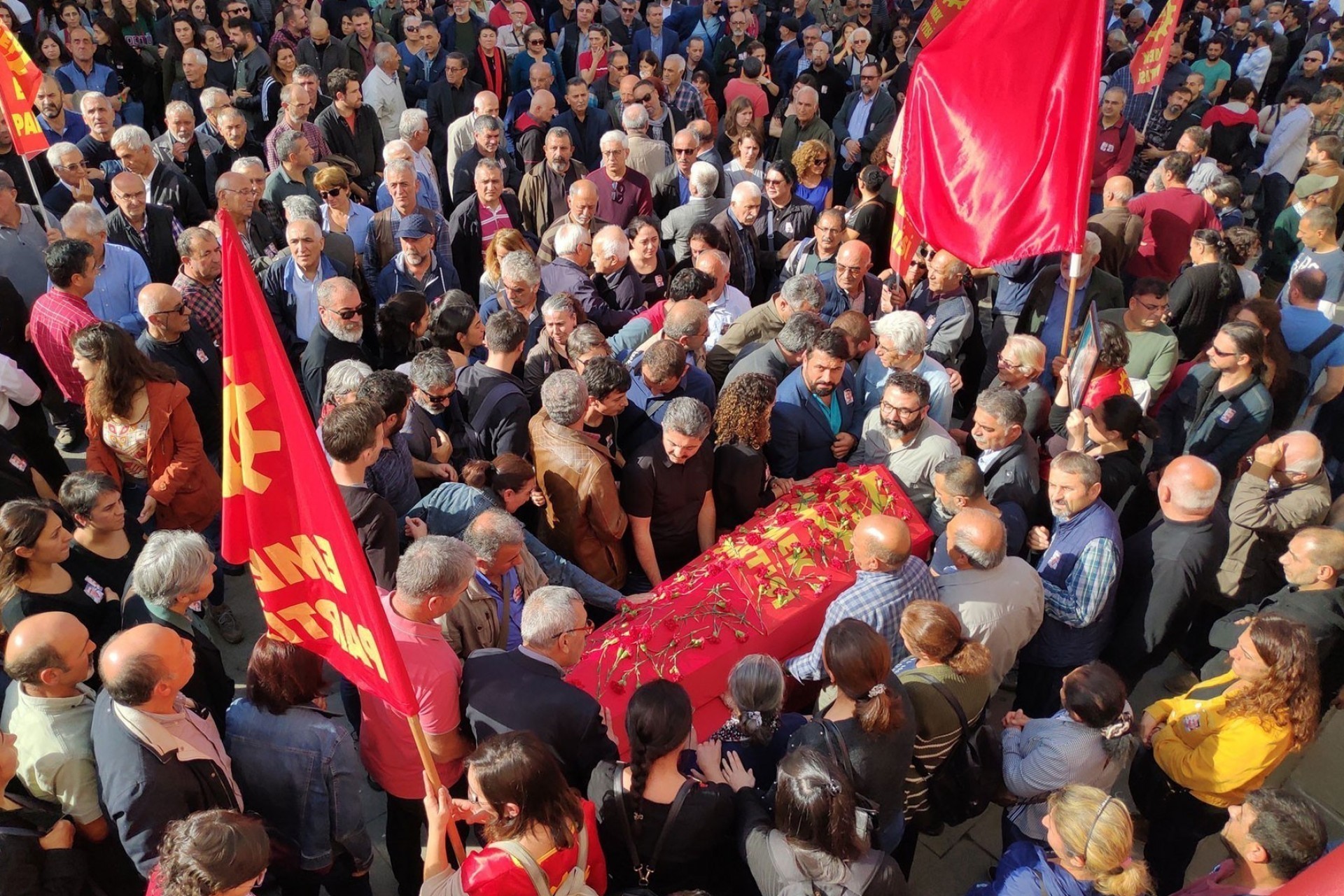 Metin İlgün's funeral.