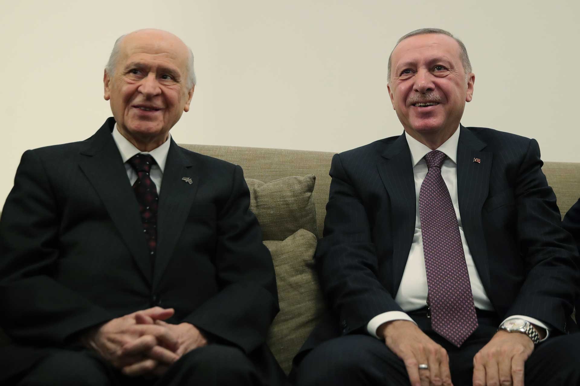 Devlet Bahçeli ve Tayyip Erdoğan Meclis'te bir araya geldi