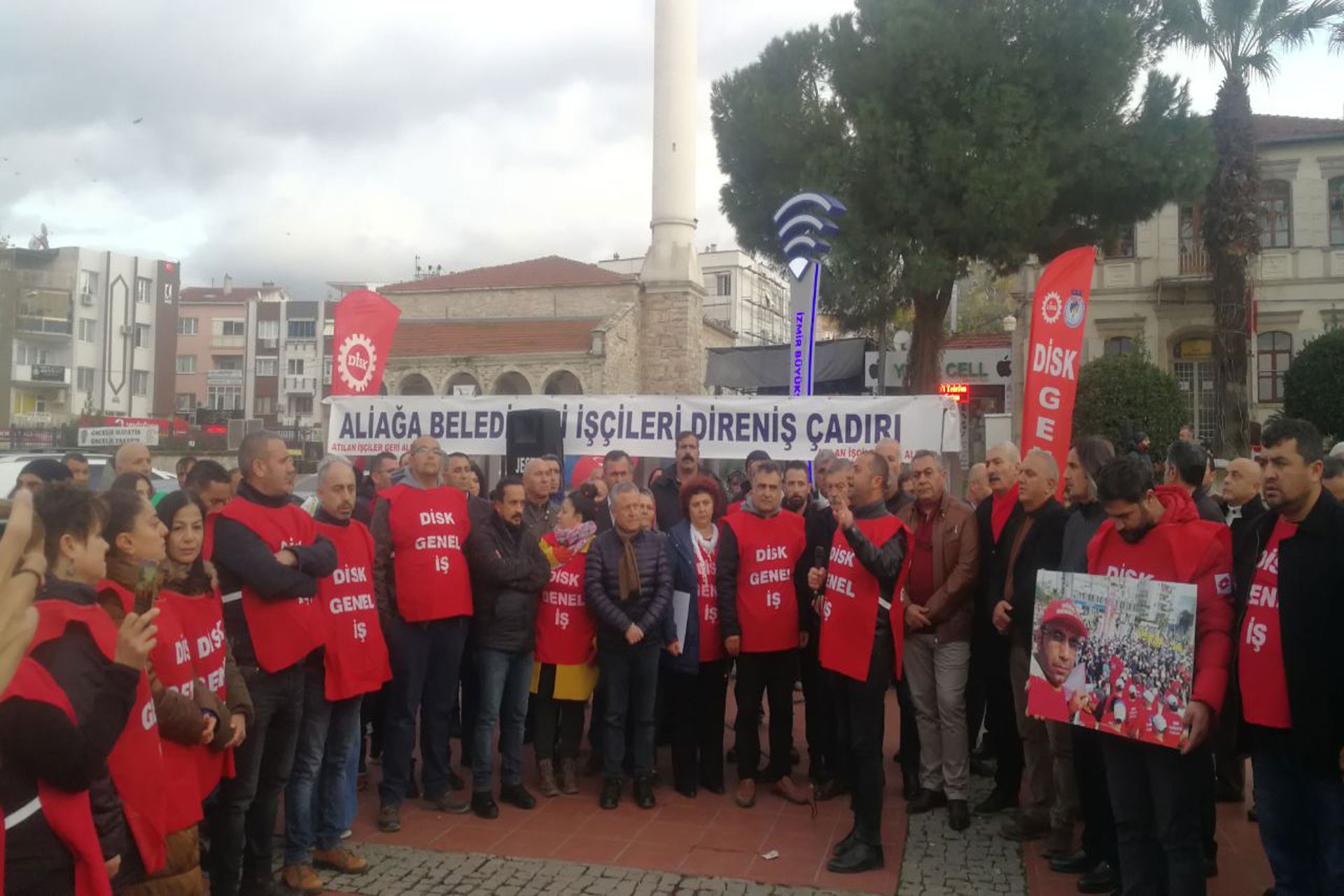 Aliağa belediyesi işçileri direnişlerini sonlandırdı