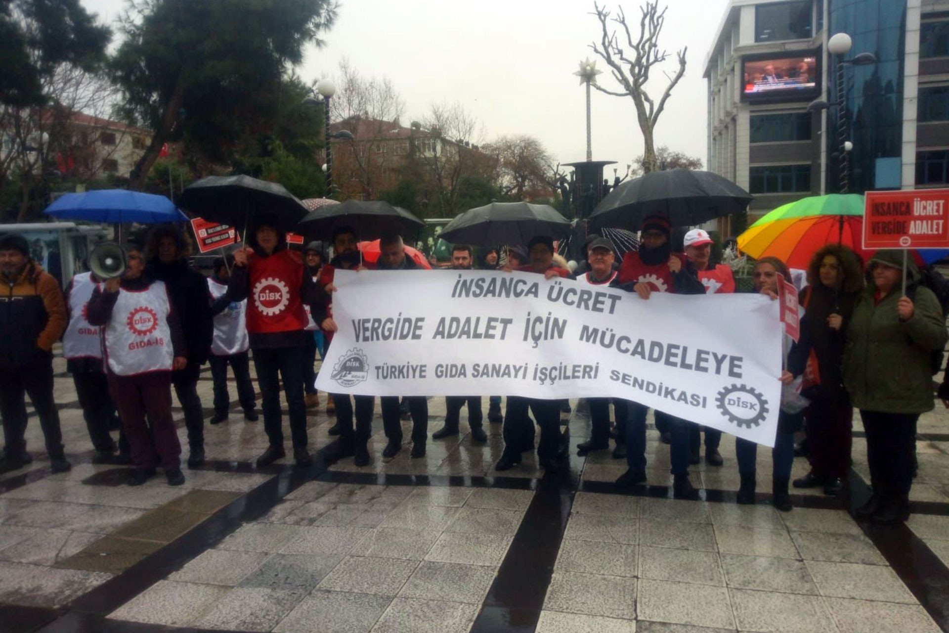 Gıda-İş'ten Avcılar'da asgari ücret açıklaması